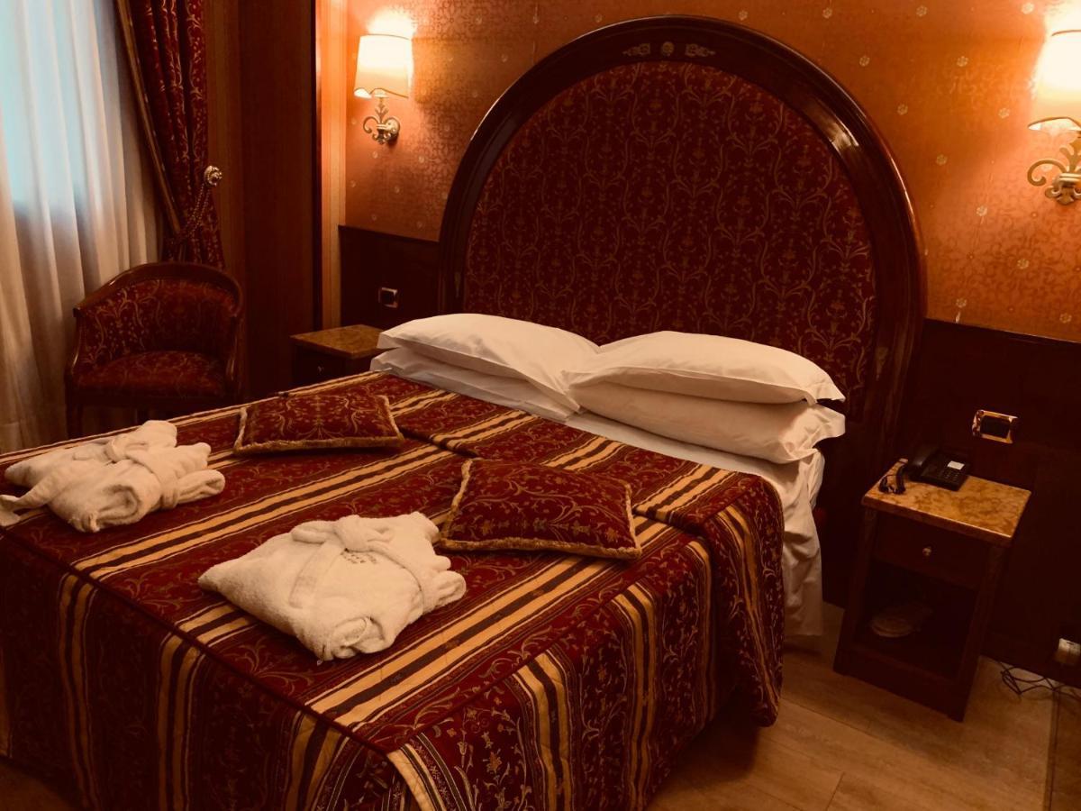 Vittoria Hotel Milán